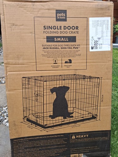 Pets home single - at, door